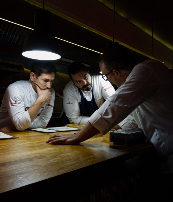 B8E2A604-6F6B-4F9F-B32D-0F70DFDBDE22